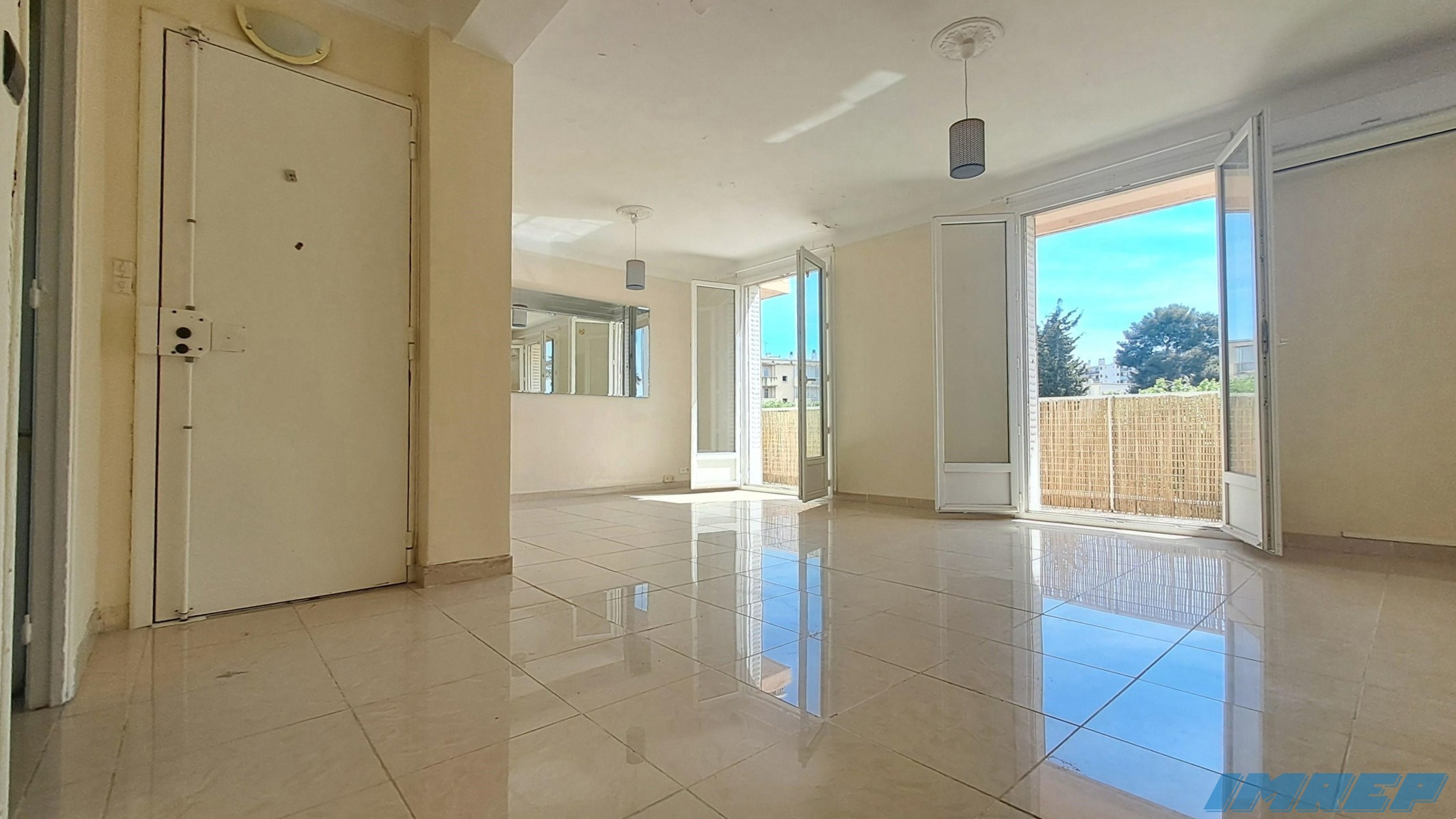 Bel appartement T4 Lumineux à La sauvagère 13010 MARSEILLE - 1