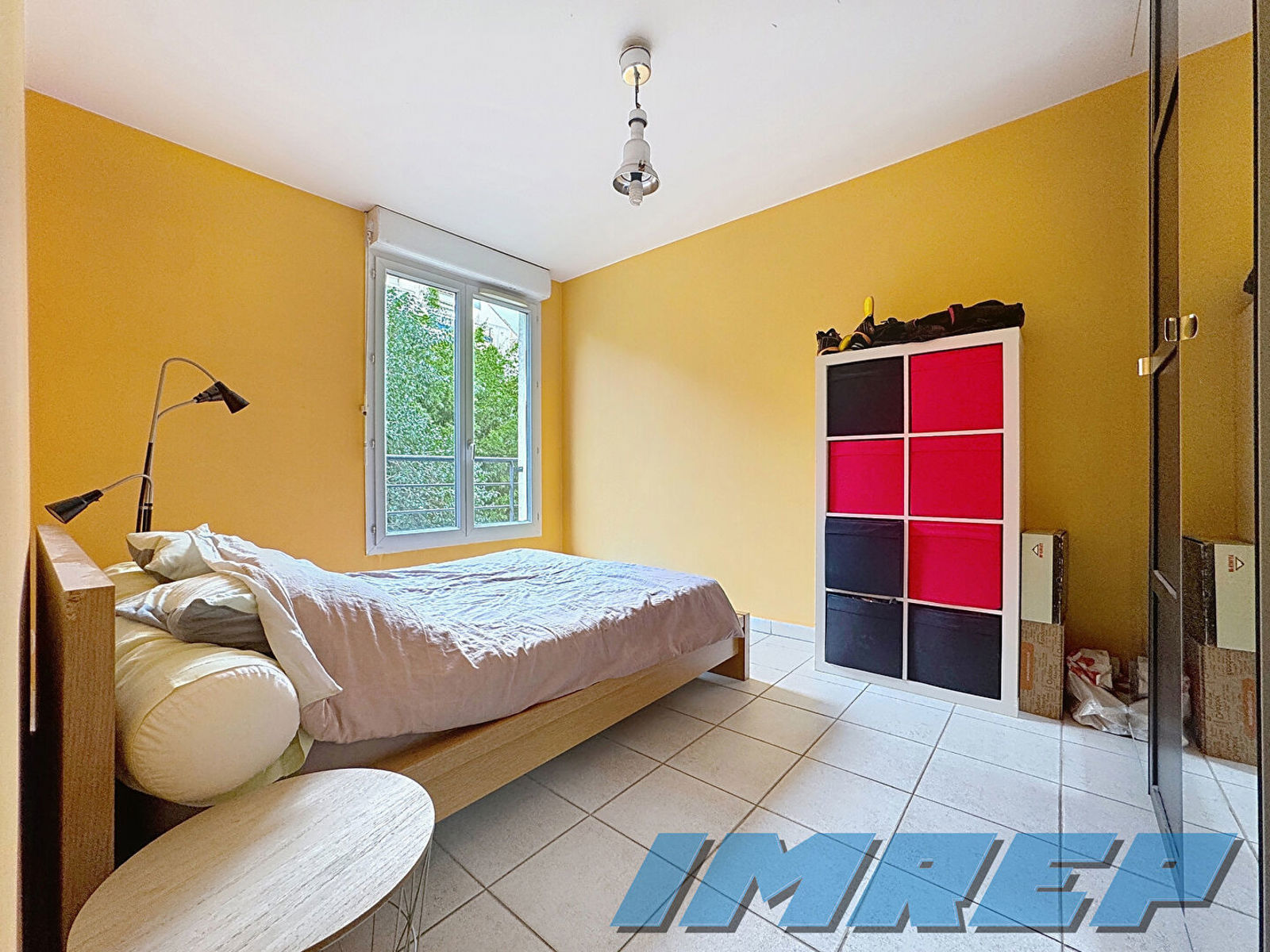1064-Exclusivité : Grand appartement T4 - 90m2 traversant avec terras - 11
