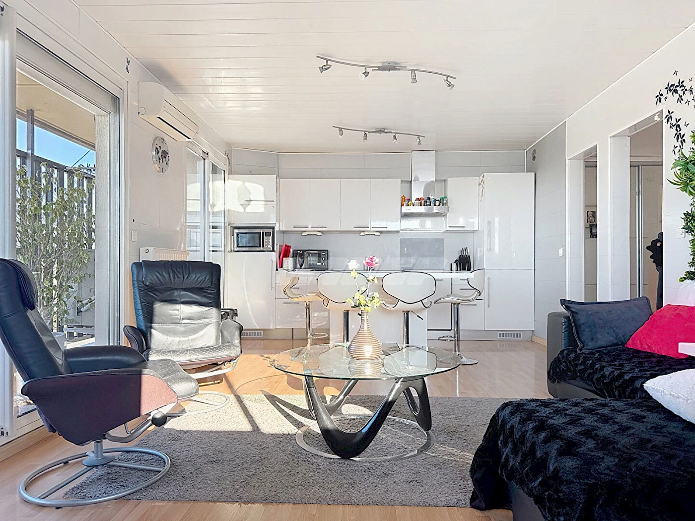 13010 Saint Tronc T4 78 m2 balcon cave