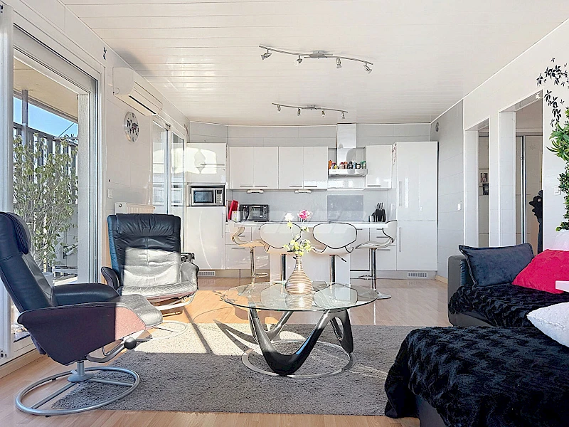 13010 Saint Tronc T4 78 m2 balcon cave