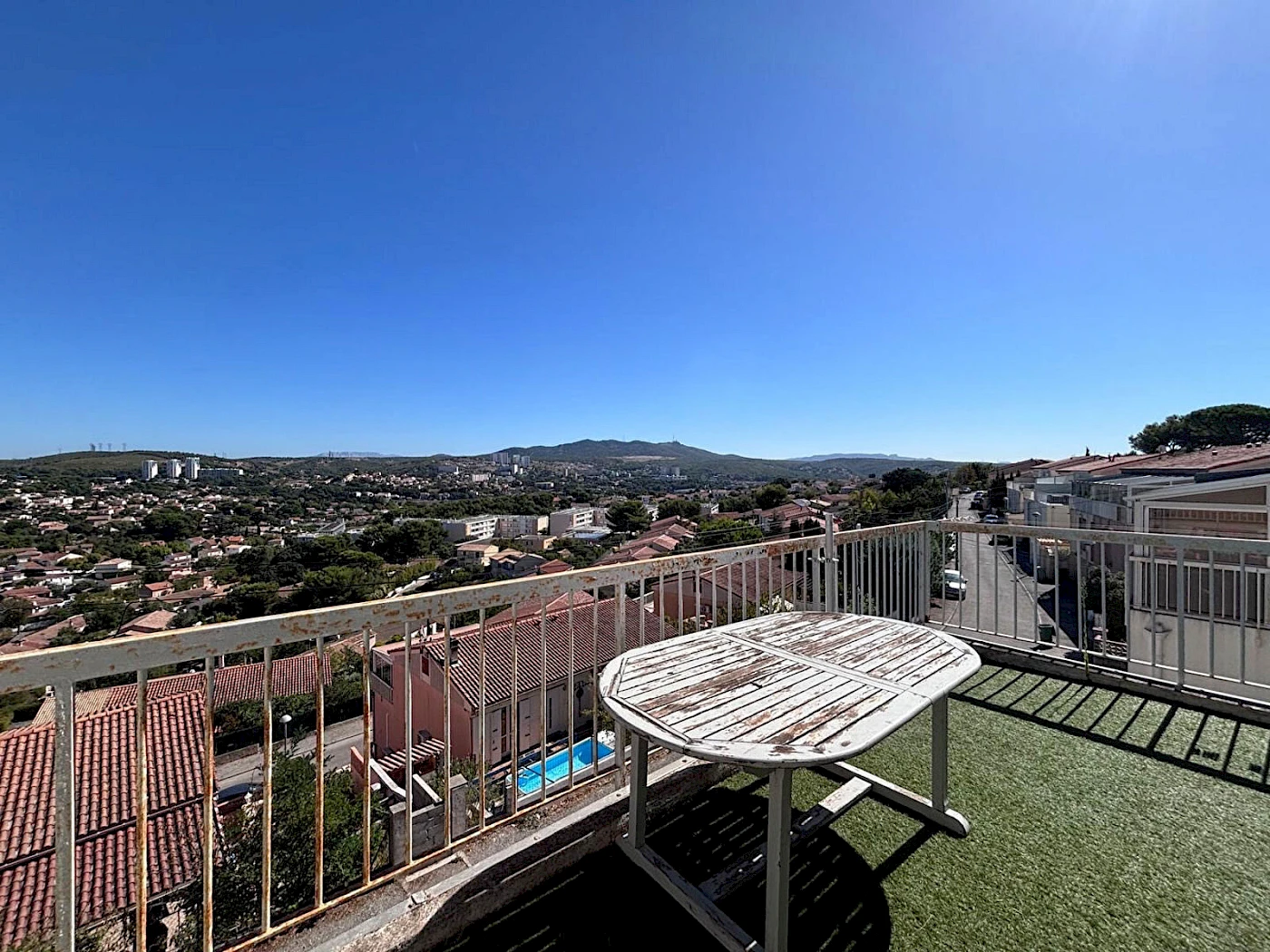 1074-13170 Maison à vendre  TYPE 4   aux  Pennes Mirabeau - La Gavotte