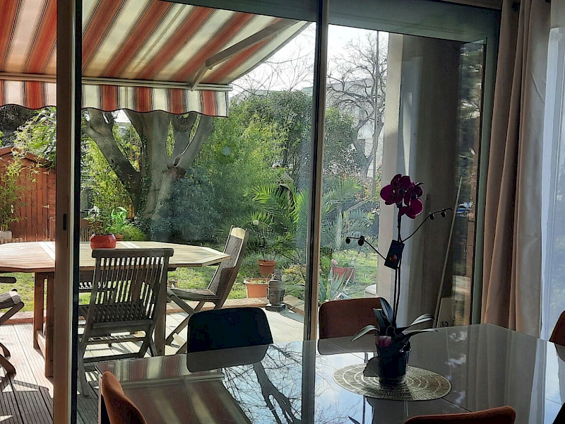 1068-13009 CABOT   4 PIECES EN REZ DE JARDIN  T.B.ETAT  PARK PRIVE