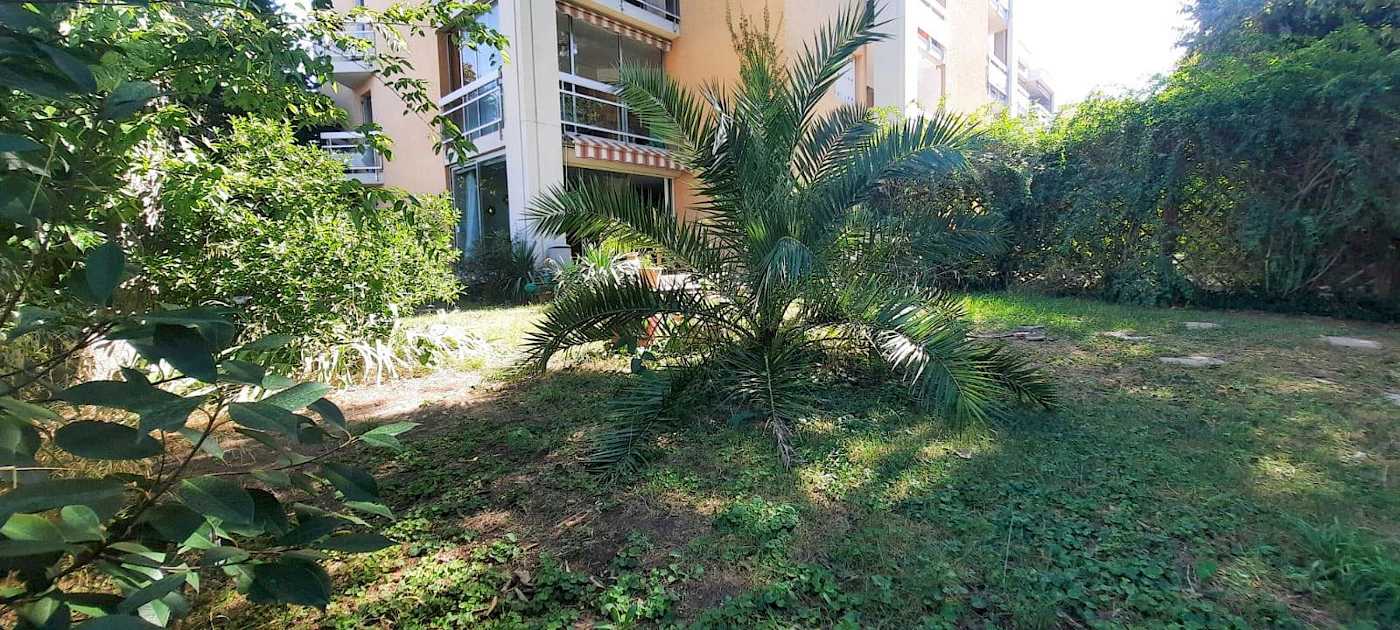 1068-13009 CABOT   4 PIECES EN REZ DE JARDIN  T.B.ETAT  PARK PRIVE