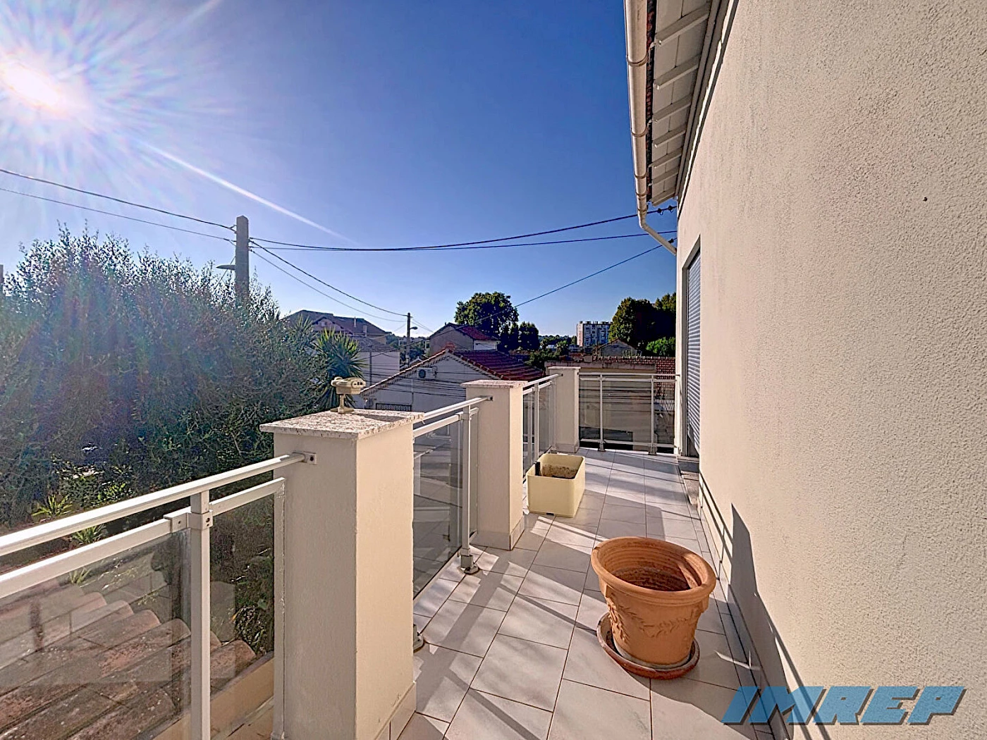 961-13010   Coeur du Village  de Saint  loup belle Maison de 188 m2