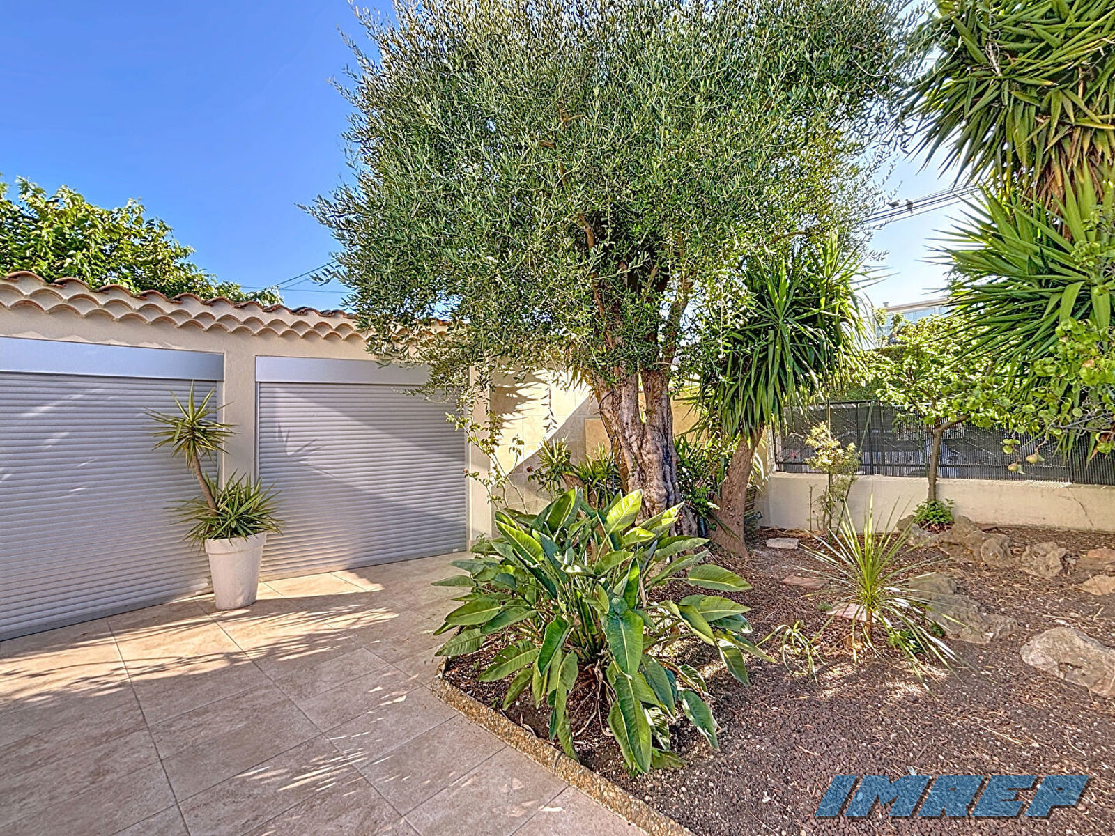 961-13010   Coeur du Village  de Saint  loup belle Maison de 188 m2 - 5