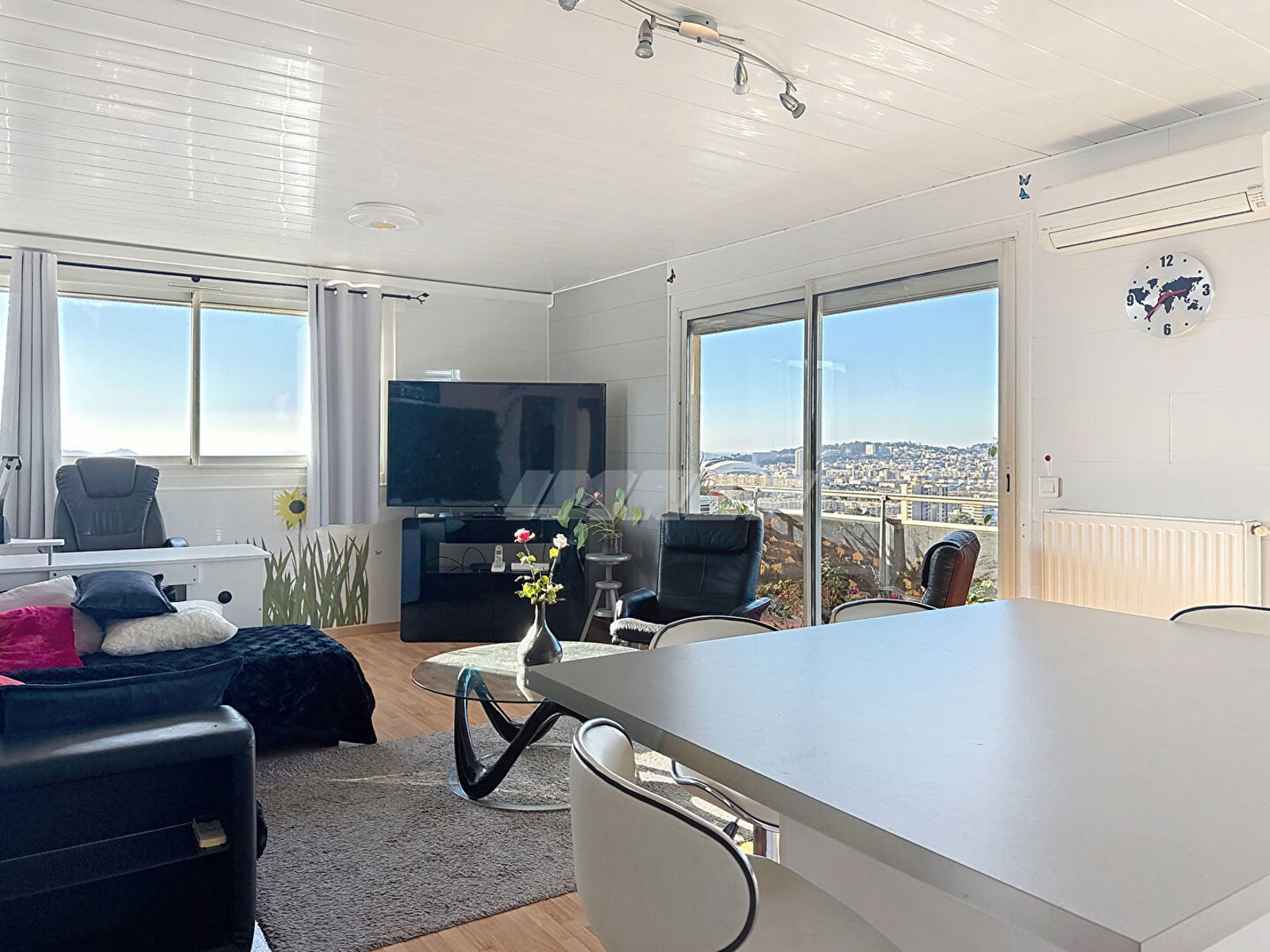13010 Saint Tronc T4 78 m2 balcon cave - 2