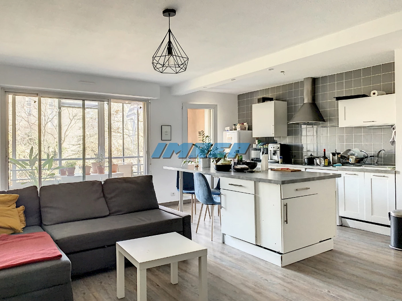 239-APPARTEMENT MEUBLE  T2 - PARFAIT ETAT - Bonneveine / Mazargues