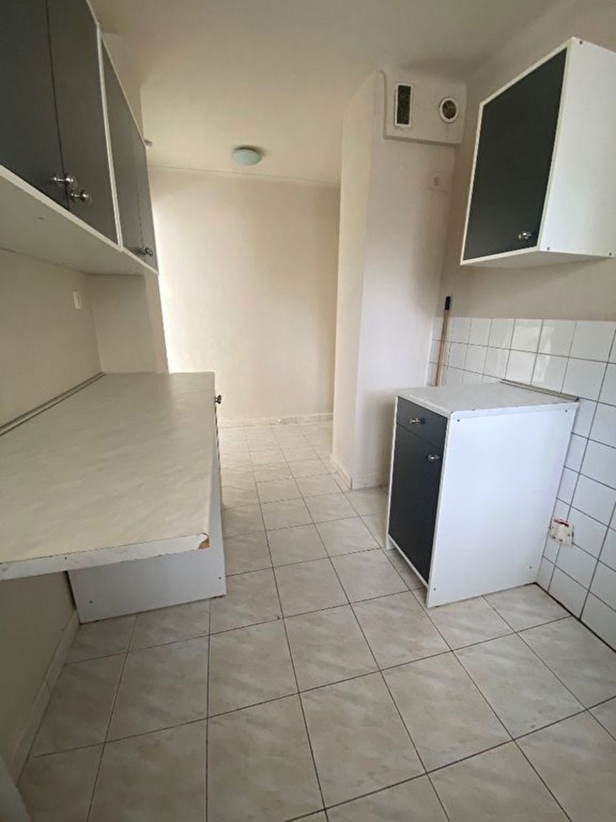 10933-Appartement 3 pièces - Ste Marguerite - 13009 - 10