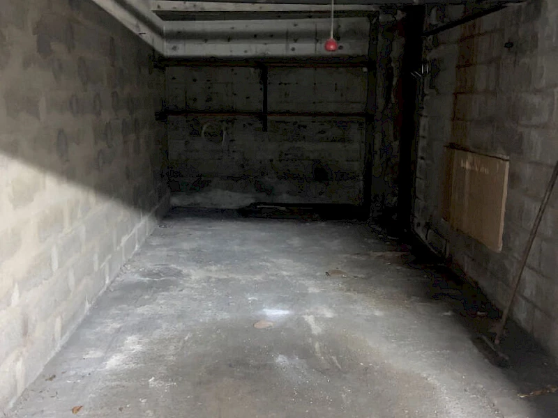 811-Garage -Sainte Marguerite- 13009