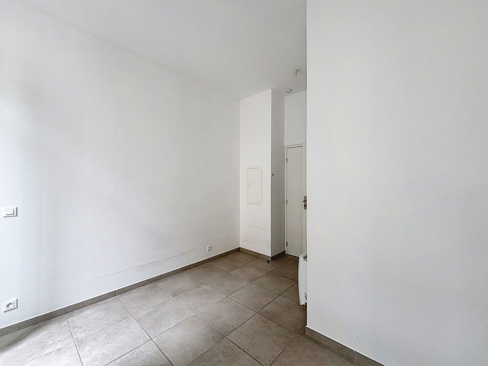 900-Appartement Marseille 6ème - 5