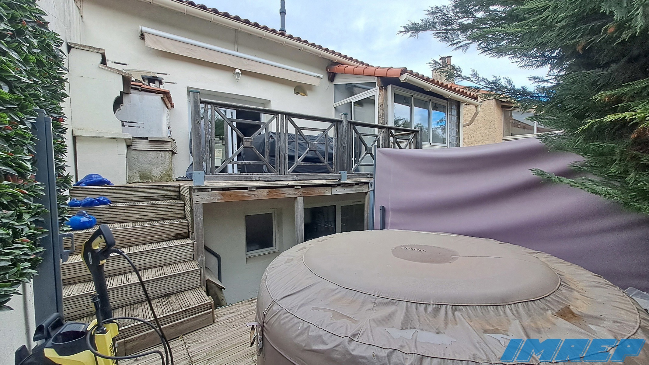 MARSEILLE 13009 MAISON 168,29 M² AVEC 2 LOGEMENTS, JACUZZI ET PARKINGS - 17
