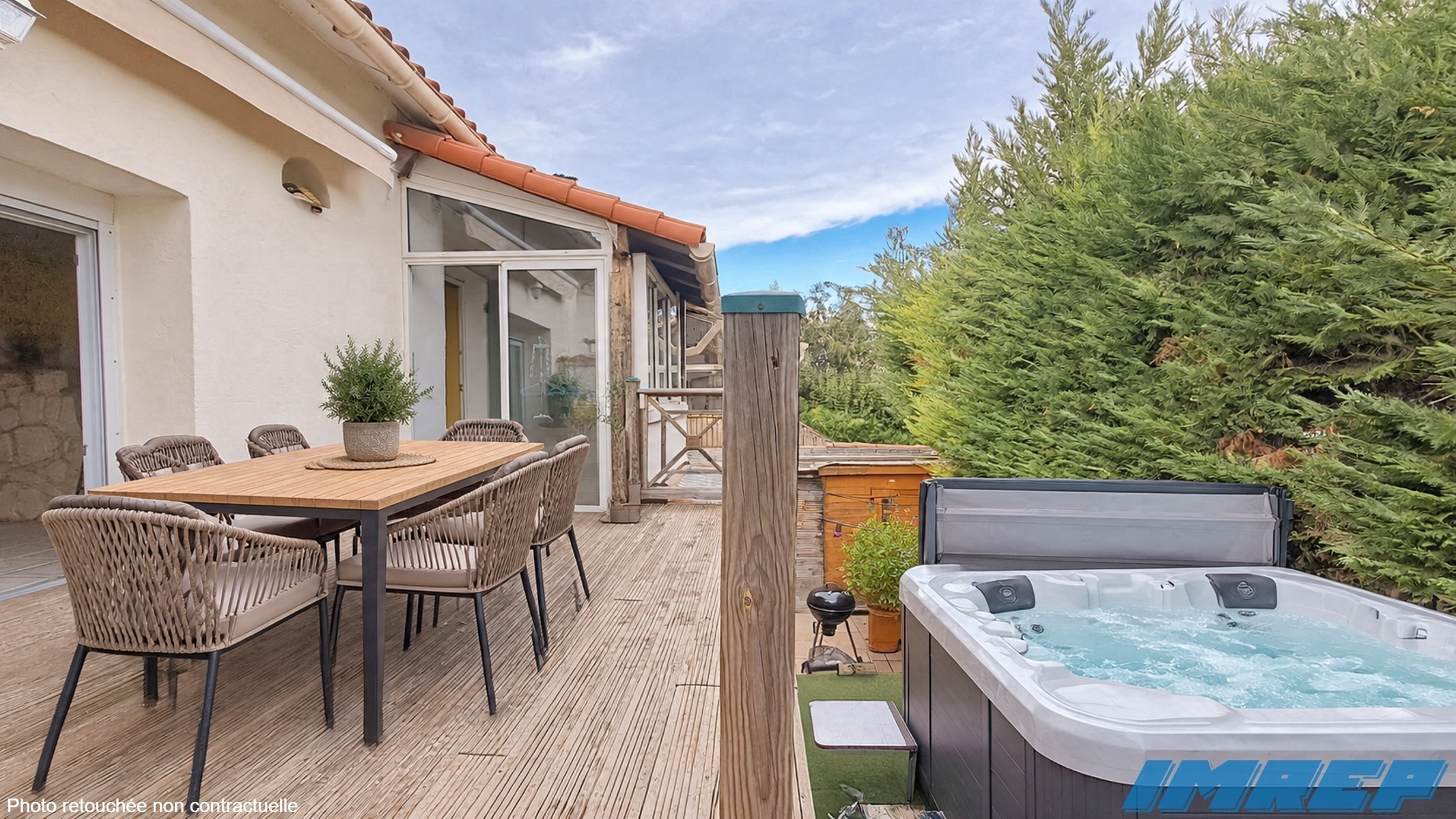 MARSEILLE 13009 MAISON 168,29 M² AVEC 2 LOGEMENTS, JACUZZI ET PARKINGS - 1