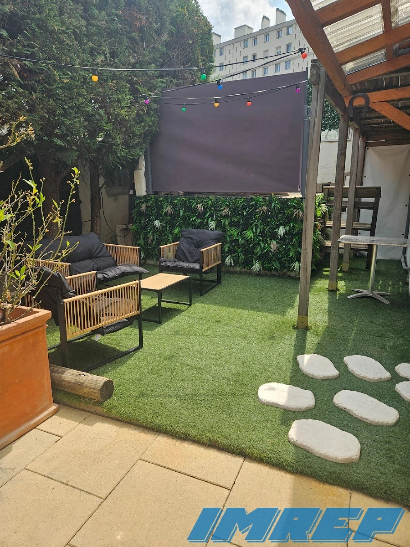 MARSEILLE 13009 MAISON 168,29 M² AVEC 2 LOGEMENTS, JACUZZI ET PARKINGS
